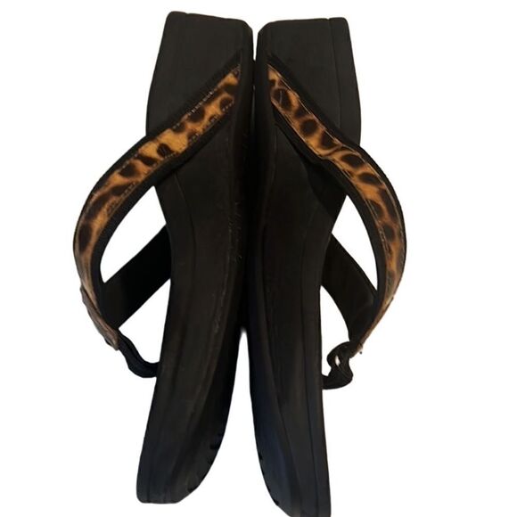 Vionic Tide Brown Cheetah Print Slide Orthaheel Flip Flop Sandals Size 9.5 - Picture 4 of 9